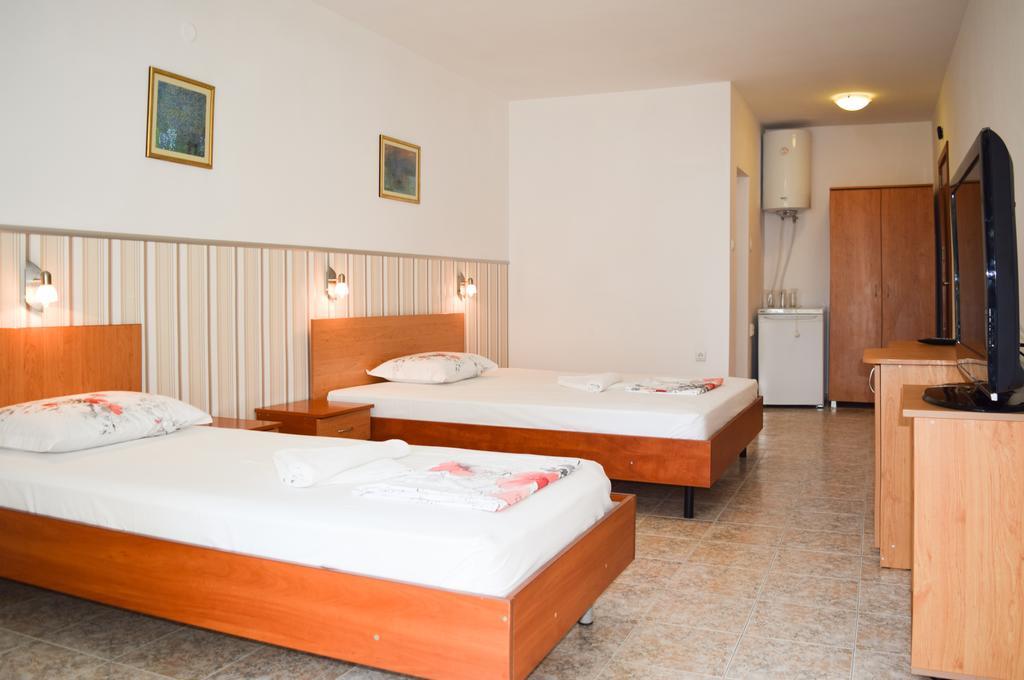Stella di Mare Guest House Ravda Extérieur photo