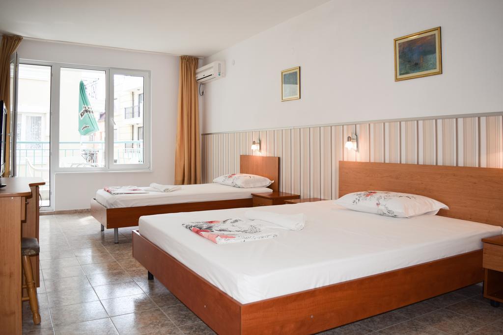 Stella di Mare Guest House Ravda Extérieur photo