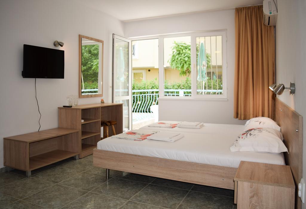Stella di Mare Guest House Ravda Extérieur photo